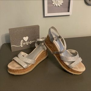 Cute wedge Sandals